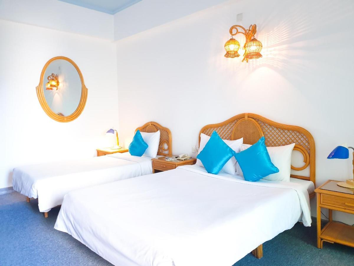 Green Ant Hotel Нячанг Экстерьер фото