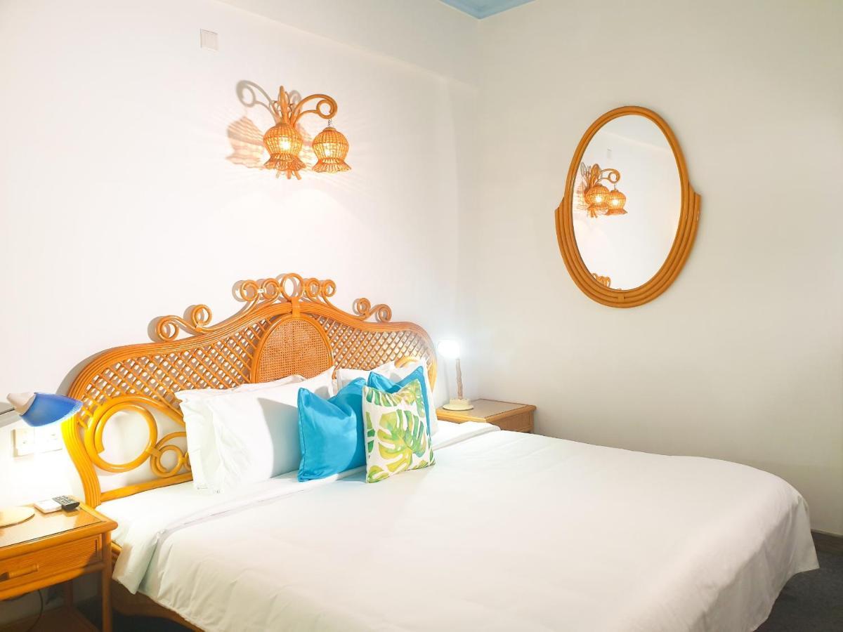 Green Ant Hotel Нячанг Экстерьер фото