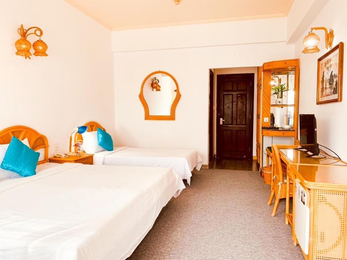 Green Ant Hotel Нячанг Экстерьер фото