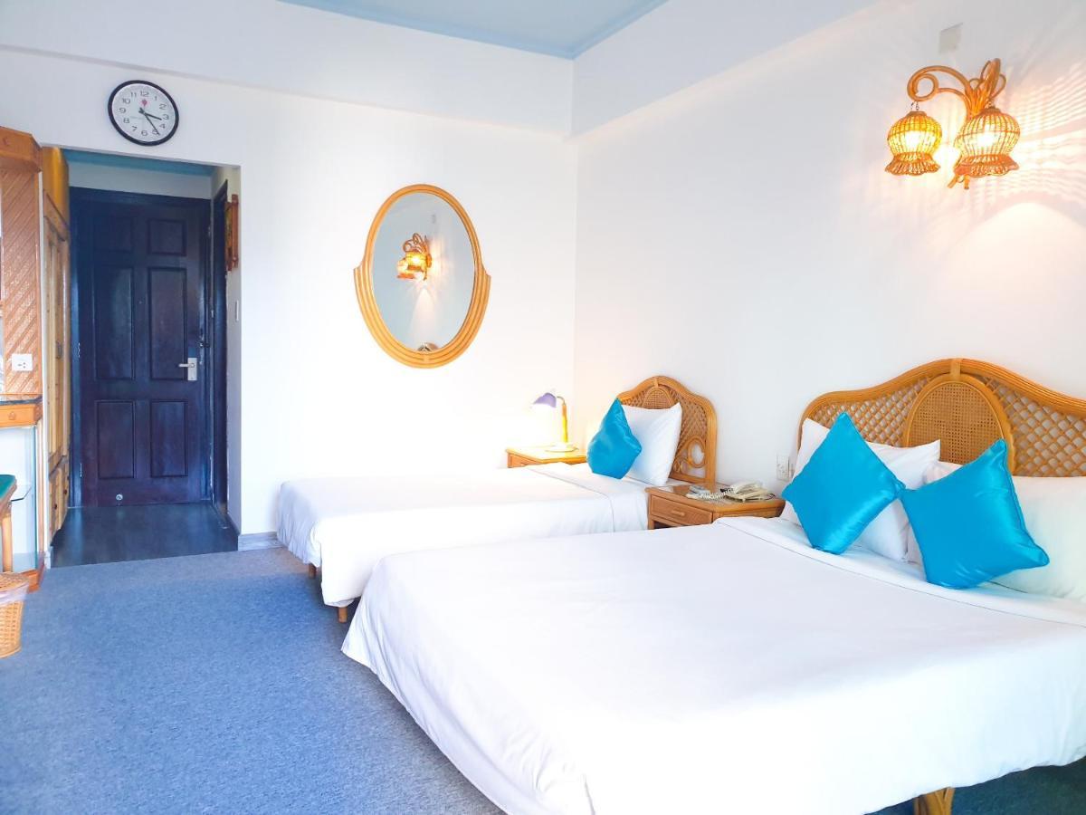 Green Ant Hotel Нячанг Экстерьер фото