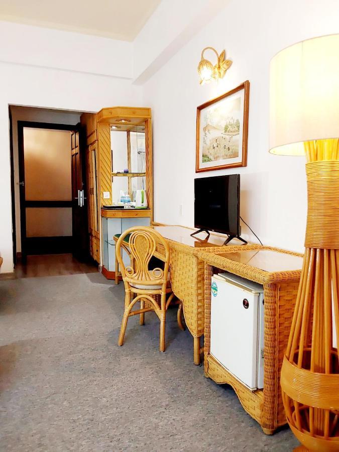 Green Ant Hotel Нячанг Экстерьер фото
