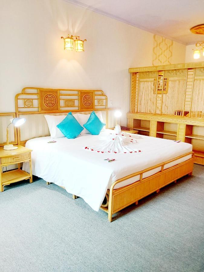 Green Ant Hotel Нячанг Экстерьер фото