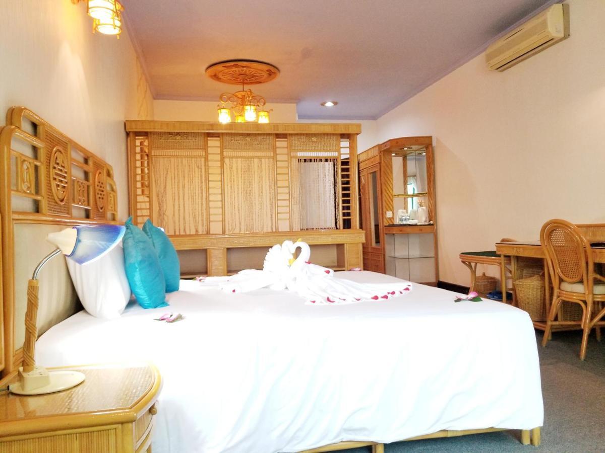 Green Ant Hotel Нячанг Экстерьер фото