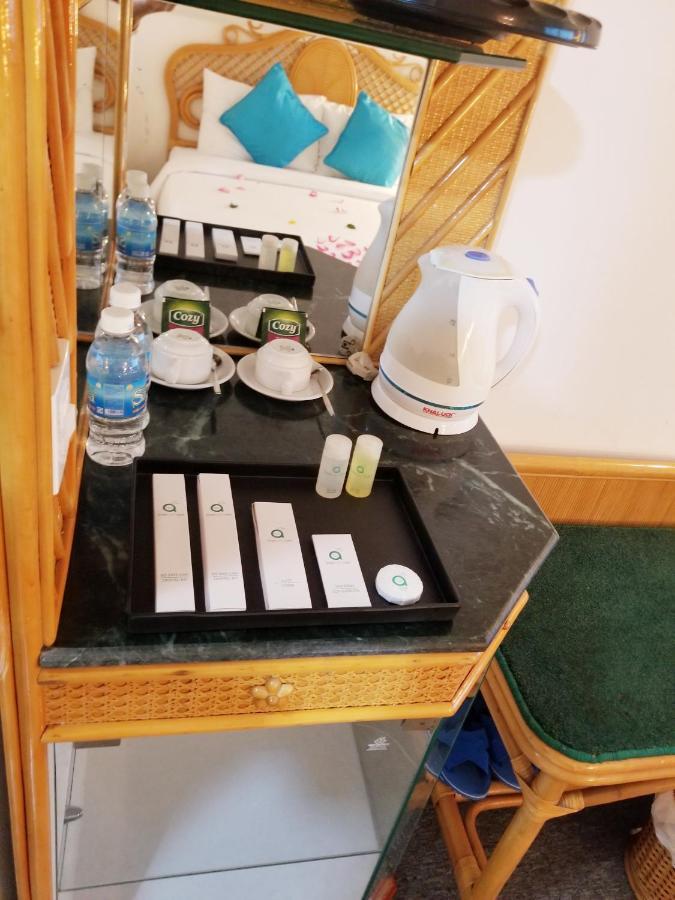 Green Ant Hotel Нячанг Экстерьер фото