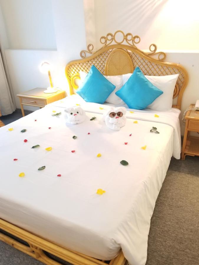 Green Ant Hotel Нячанг Экстерьер фото
